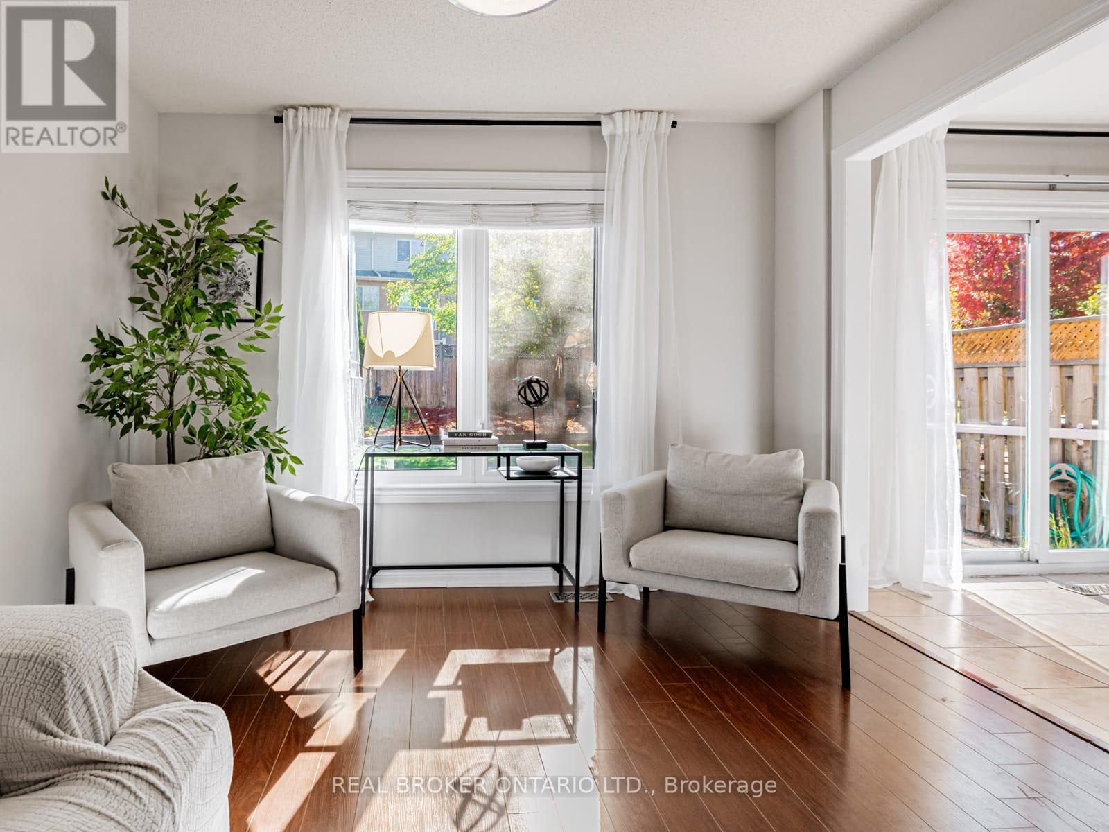 8 Rolling Hills Lane, Caledon, Ontario  L7E 1T9 - Photo 12 - W12513936