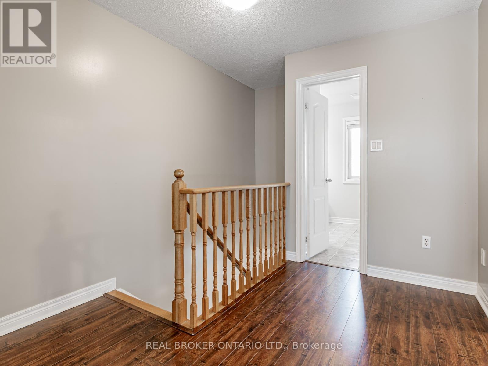 8 Rolling Hills Lane, Caledon, Ontario  L7E 1T9 - Photo 16 - W12513936