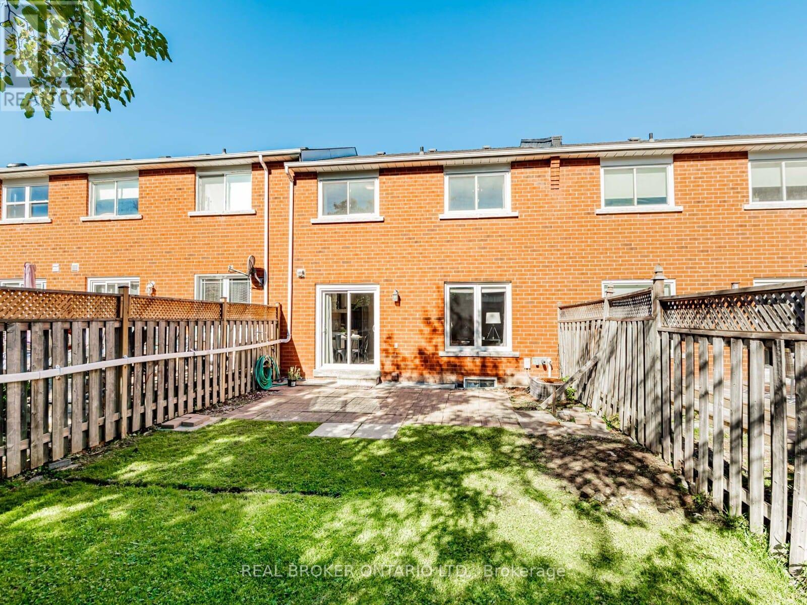 8 Rolling Hills Lane, Caledon, Ontario  L7E 1T9 - Photo 29 - W12513936