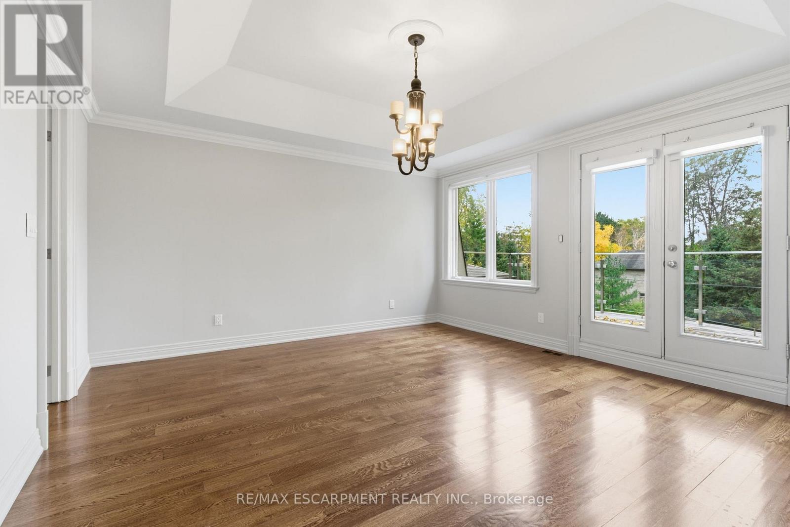 1366 Wilson Avenue, Mississauga, Ontario  L5G 3K2 - Photo 23 - W12513954