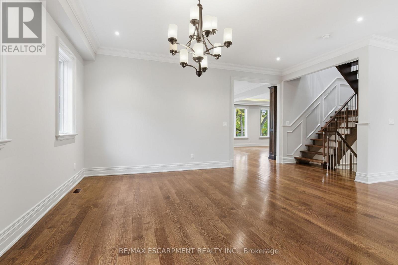 1366 Wilson Avenue, Mississauga, Ontario  L5G 3K2 - Photo 6 - W12513954