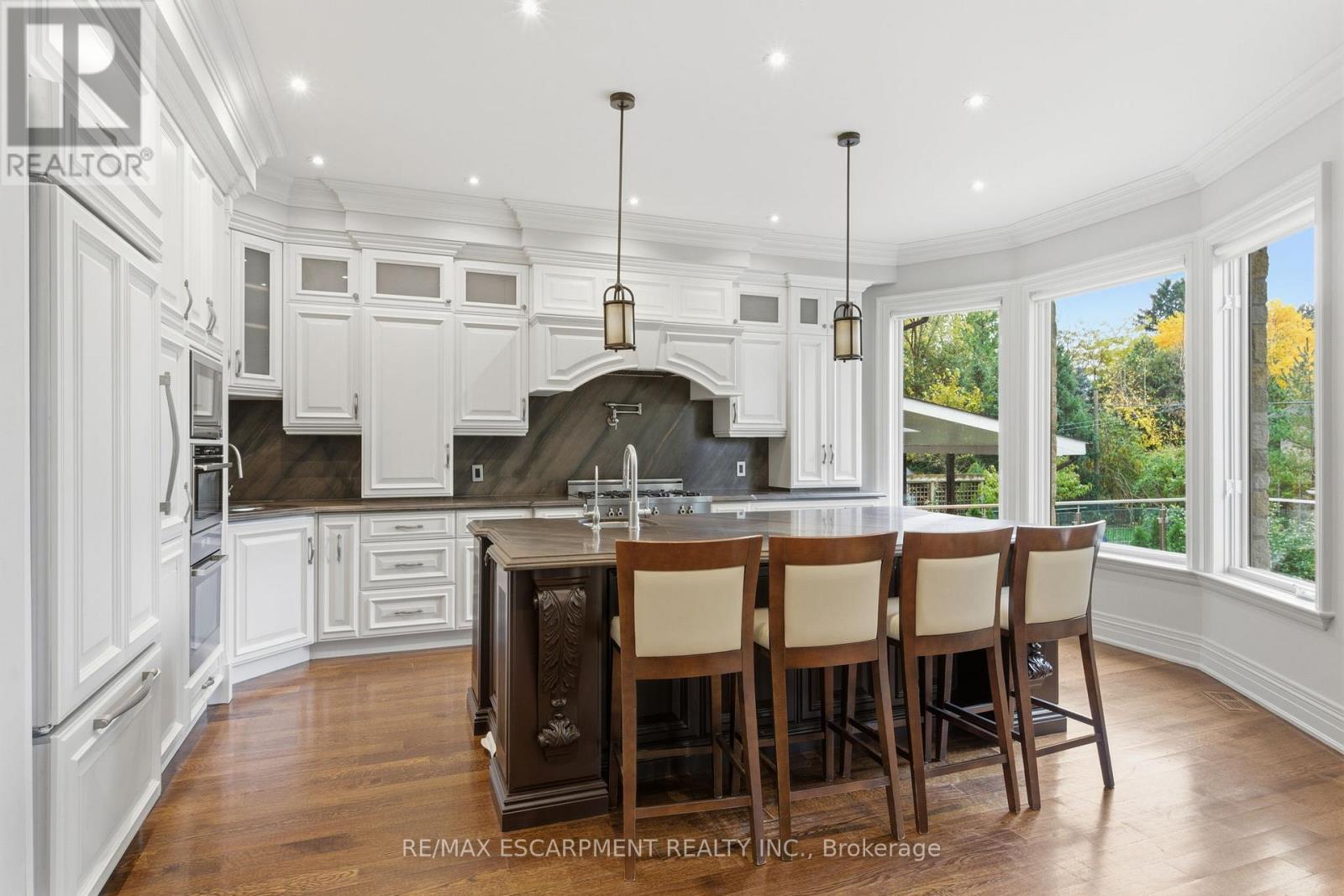 1366 Wilson Avenue, Mississauga, Ontario  L5G 3K2 - Photo 9 - W12513954