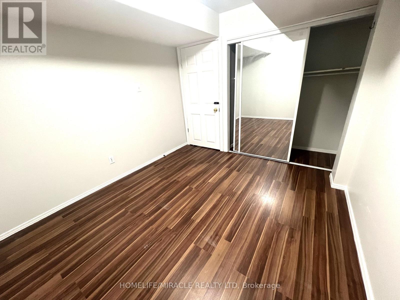 Bsmt - 87 Mosley Crescent, Brampton, Ontario  L6Y 5C9 - Photo 5 - W12513970