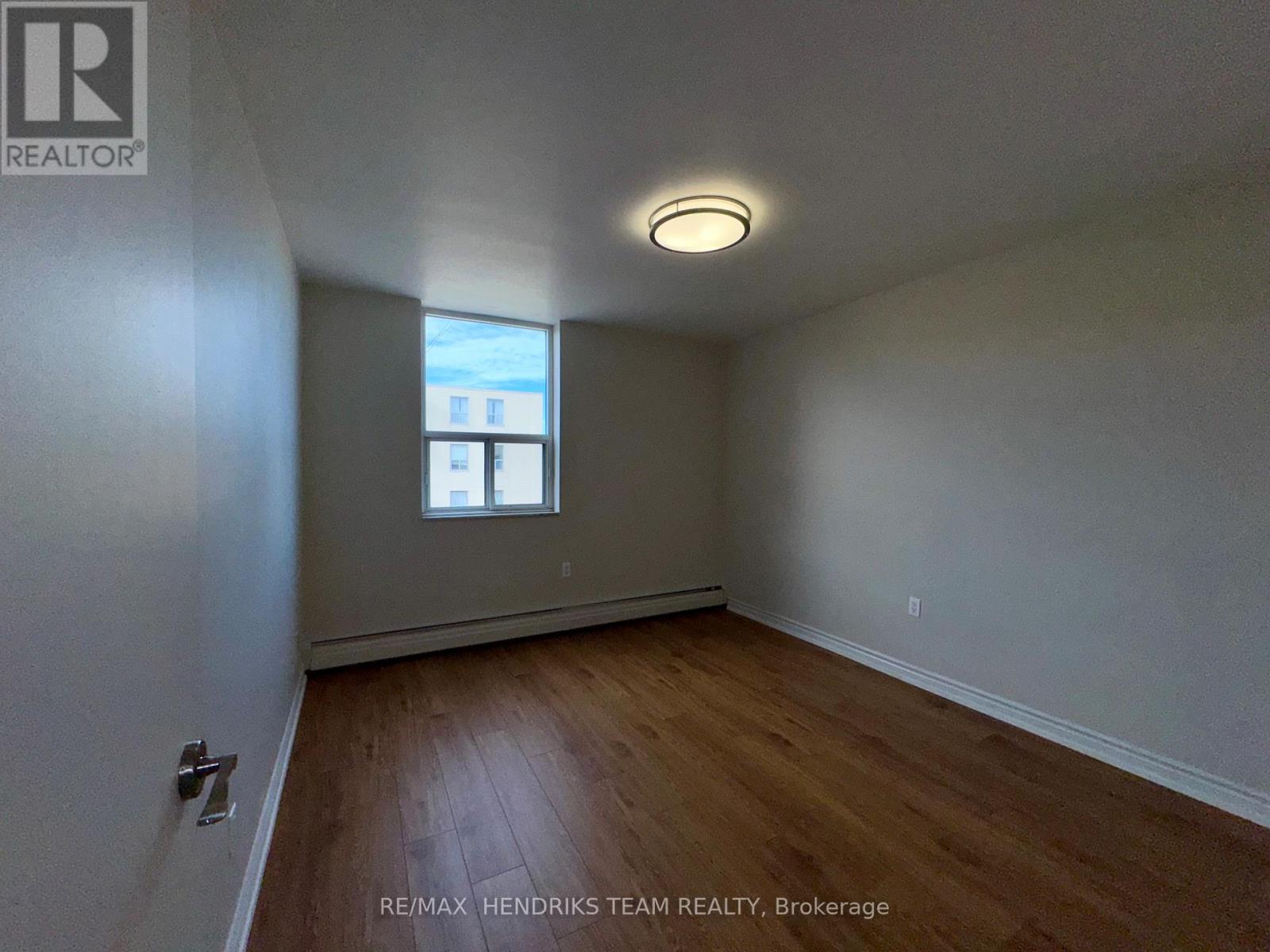 411 - 156 Fitch Street, Welland, Ontario L3C 4V6 - Photo 10 - X12511534