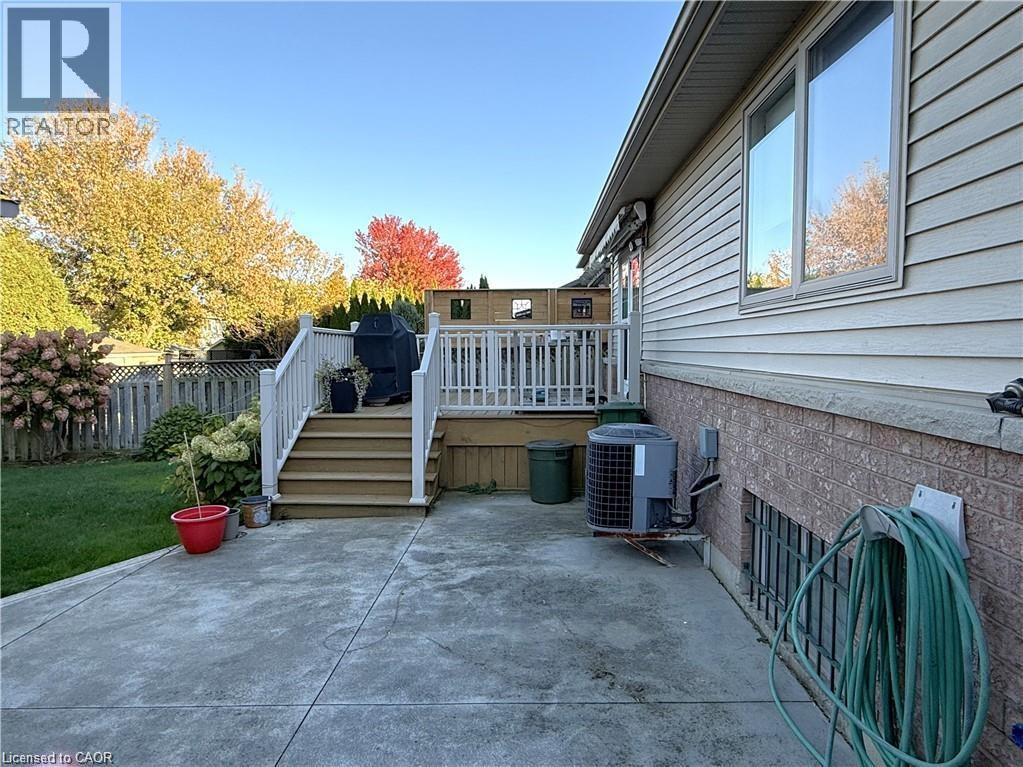 144 Sumner Crescent, Grimsby, Ontario  L3M 0B4 - Photo 24 - 40785854