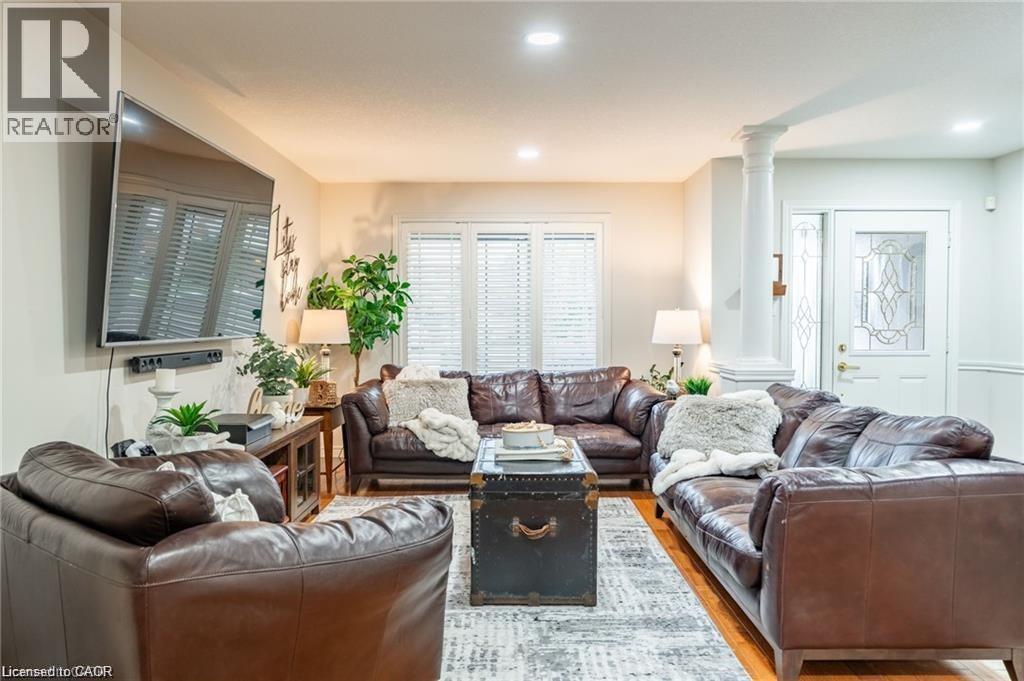 144 Sumner Crescent, Grimsby, Ontario  L3M 0B4 - Photo 5 - 40785854