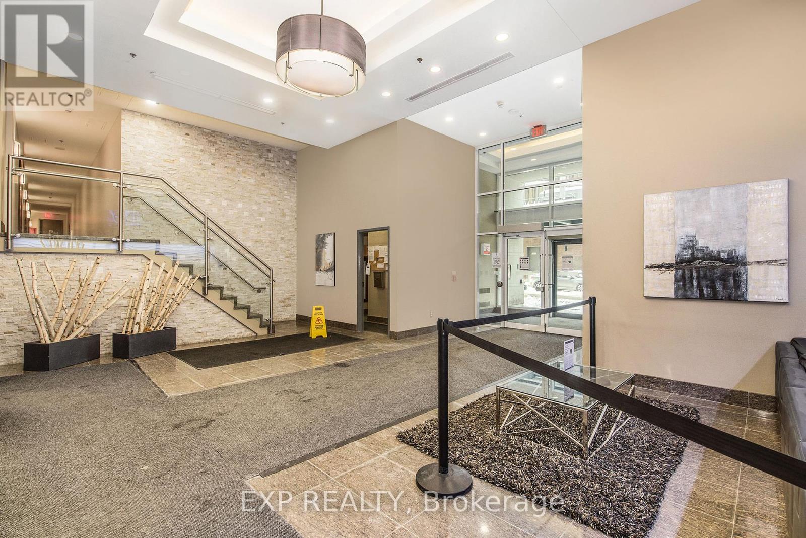 609 - 238 Besserer Street, Ottawa, Ontario K1N 6B1 - Photo 3 - X12248124