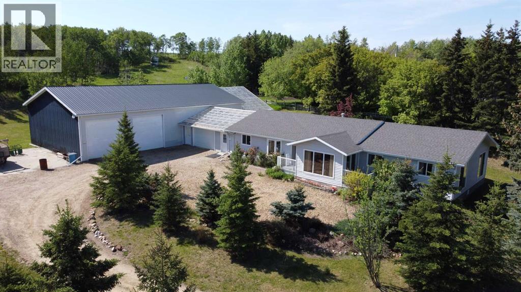 252073 Township Road 431a, Rural Ponoka County, Alberta  T4J 1R1 - Photo 1 - A2224828