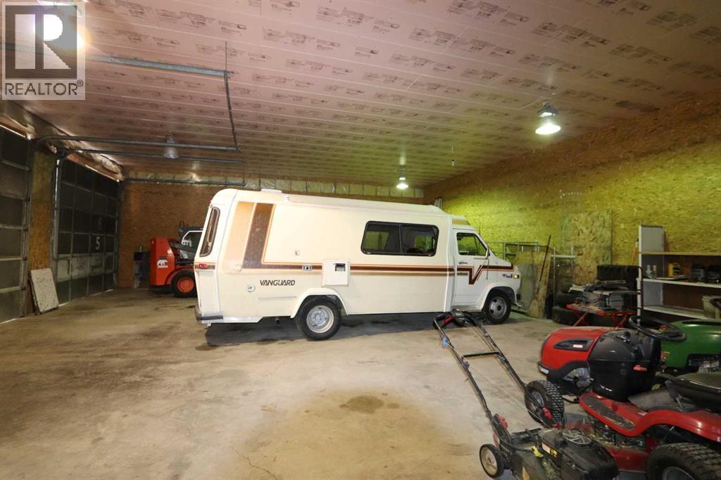 252073 Township Road 431a, Rural Ponoka County, Alberta  T4J 1R1 - Photo 40 - A2224828