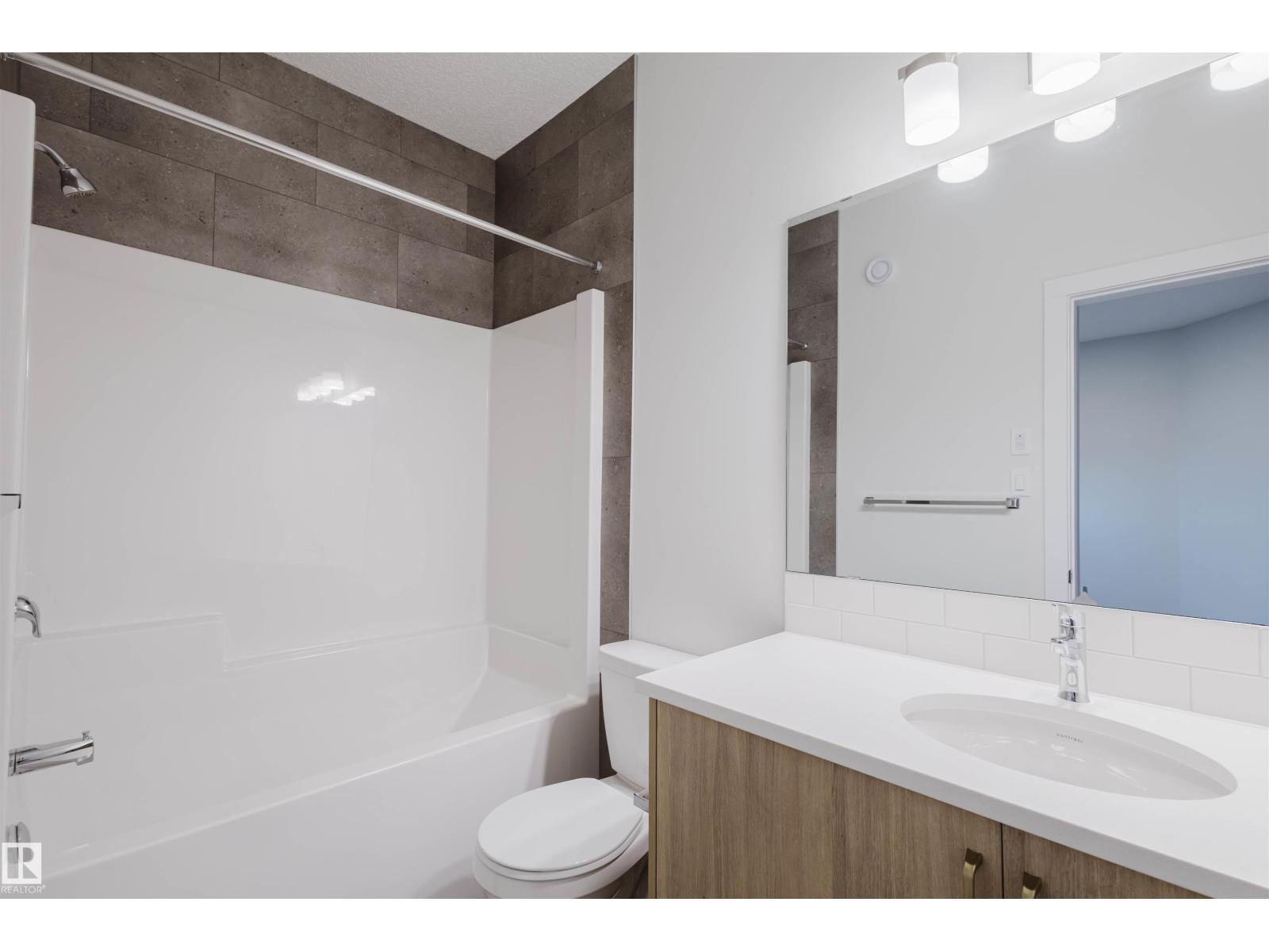 19019 20 Av Nw, Edmonton, Alberta  T6M 3E8 - Photo 9 - E4463966