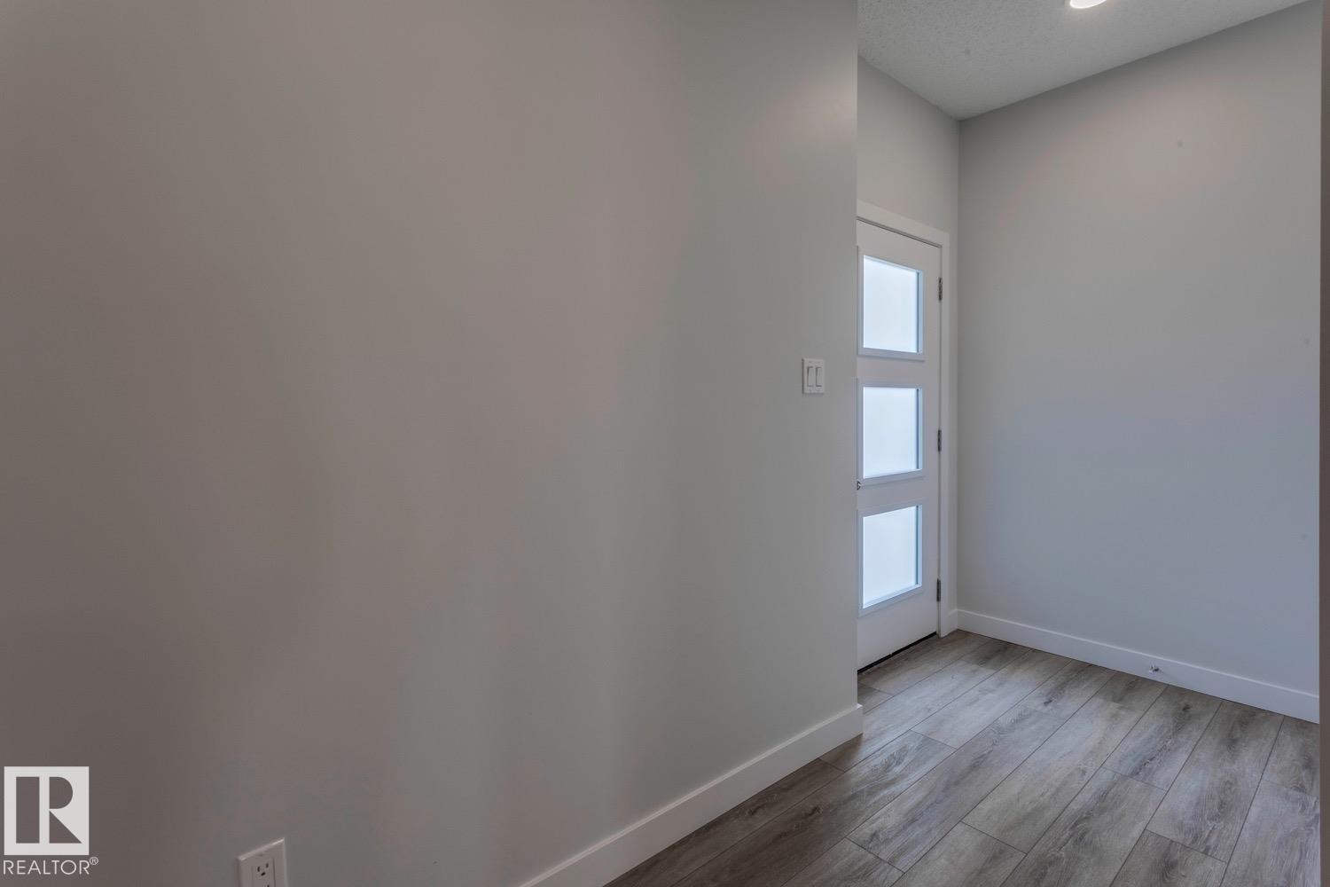 19019 20 Av Nw, Edmonton, Alberta  T6M 3E8 - Photo 3 - E4463966