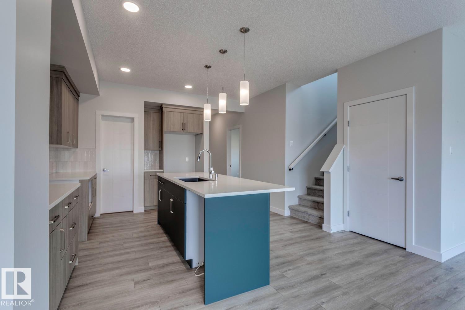 19019 20 Av Nw, Edmonton, Alberta  T6M 3E8 - Photo 13 - E4463966