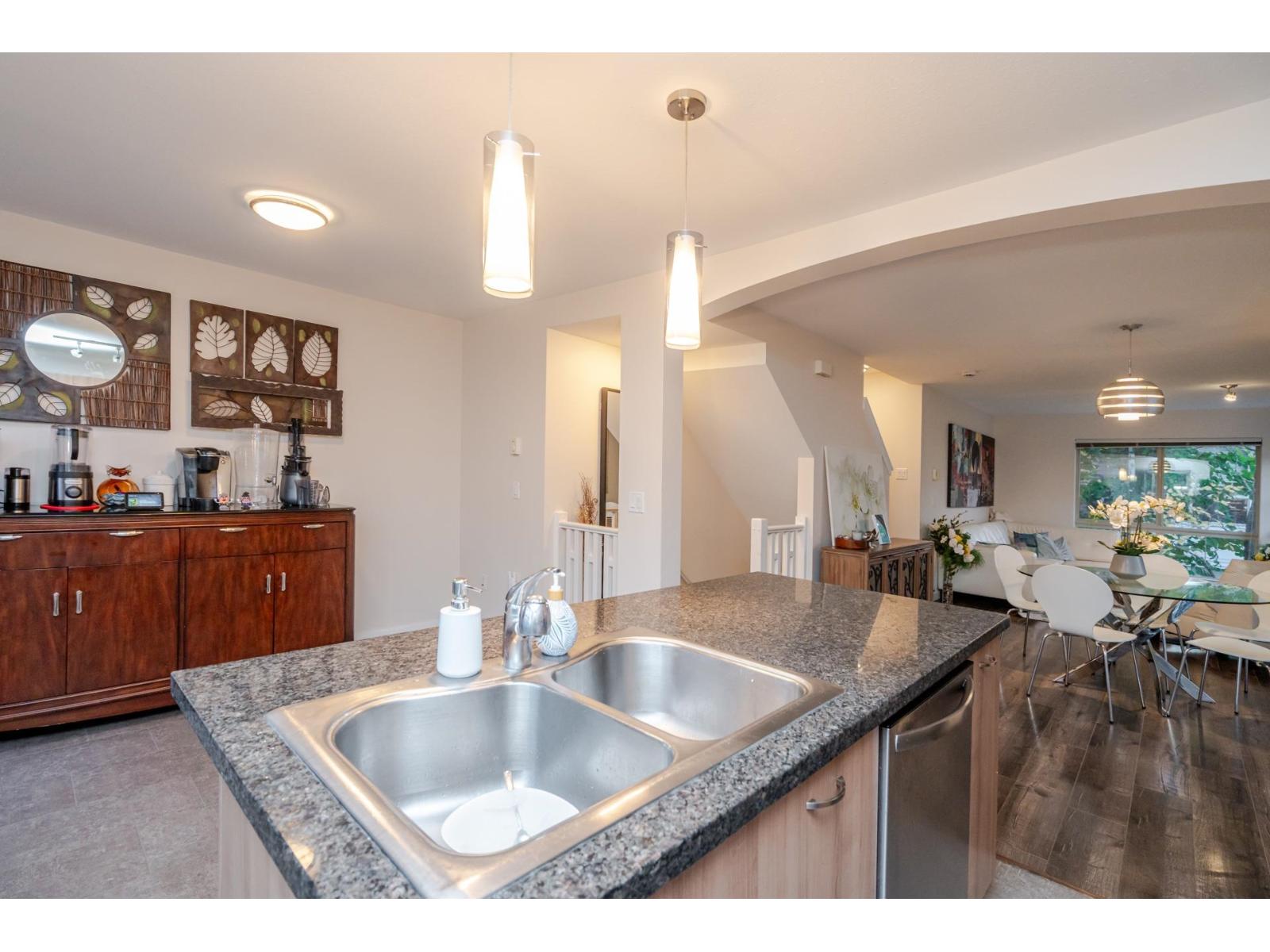 110 6671 121 Street, Surrey, British Columbia  V3W 1T9 - Photo 8 - R3064810