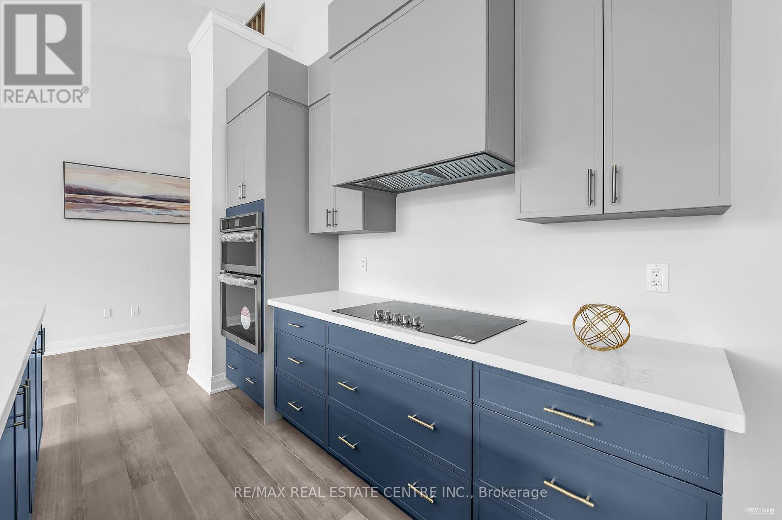 119 Sladden Court, Blue Mountains, Ontario N0H 2P0 - Photo 14 - X12513844