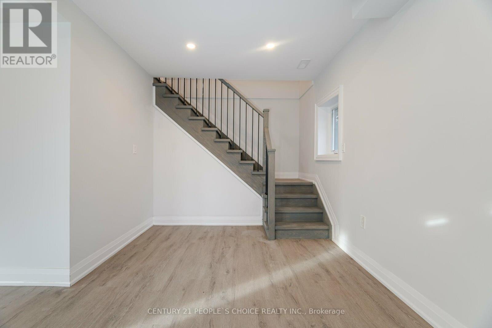 17 Park Street E, Haldimand, Ontario N0A 1P0 - Photo 25 - X12513878