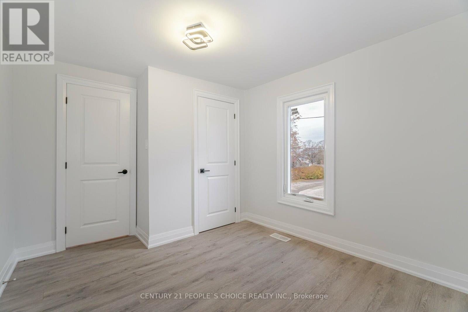 17 Park Street E, Haldimand, Ontario N0A 1P0 - Photo 33 - X12513878