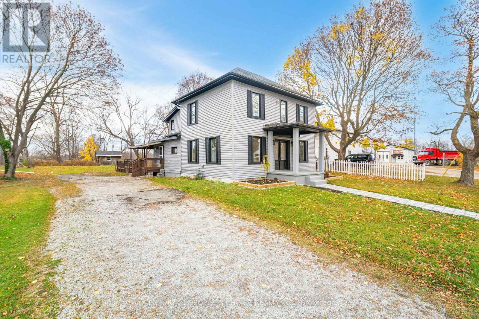 17 Park Street E, Haldimand, Ontario N0A 1P0 - Photo 4 - X12513878