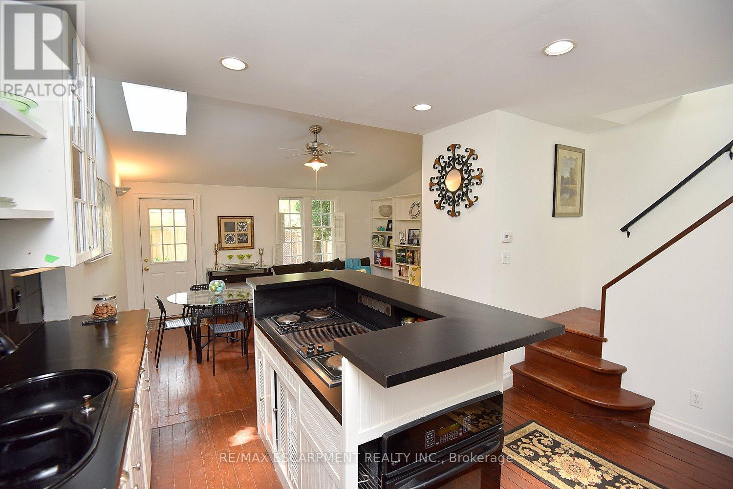 61 Burlington Street W, Hamilton, Ontario L8L 1G6 - Photo 15 - X12513934