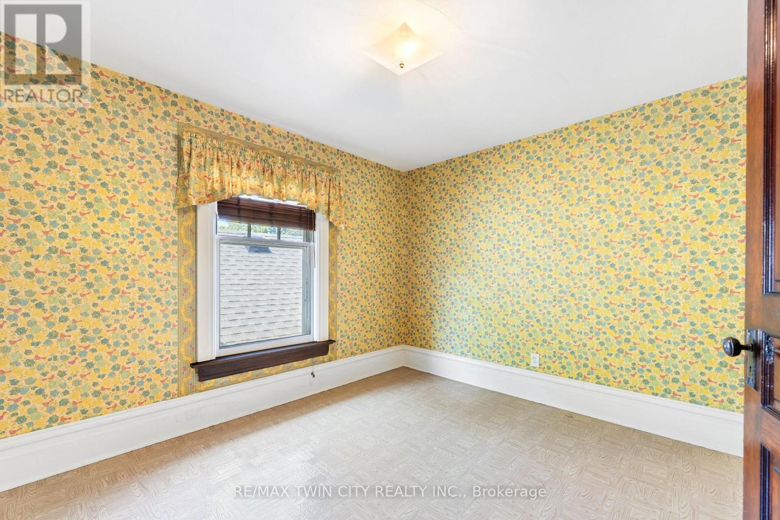 43 Mcnaughton Street, Cambridge, Ontario N1R 1Z2 - Photo 26 - X12513992