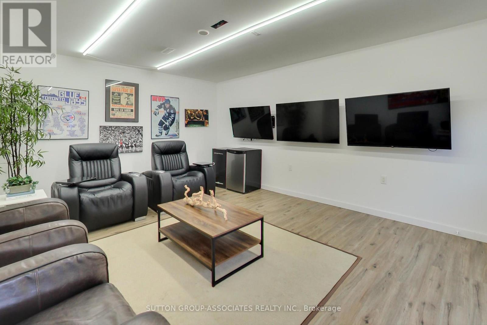 315 Atlas Avenue, Toronto, Ontario  M6C 3P8 - Photo 31 - C12514010