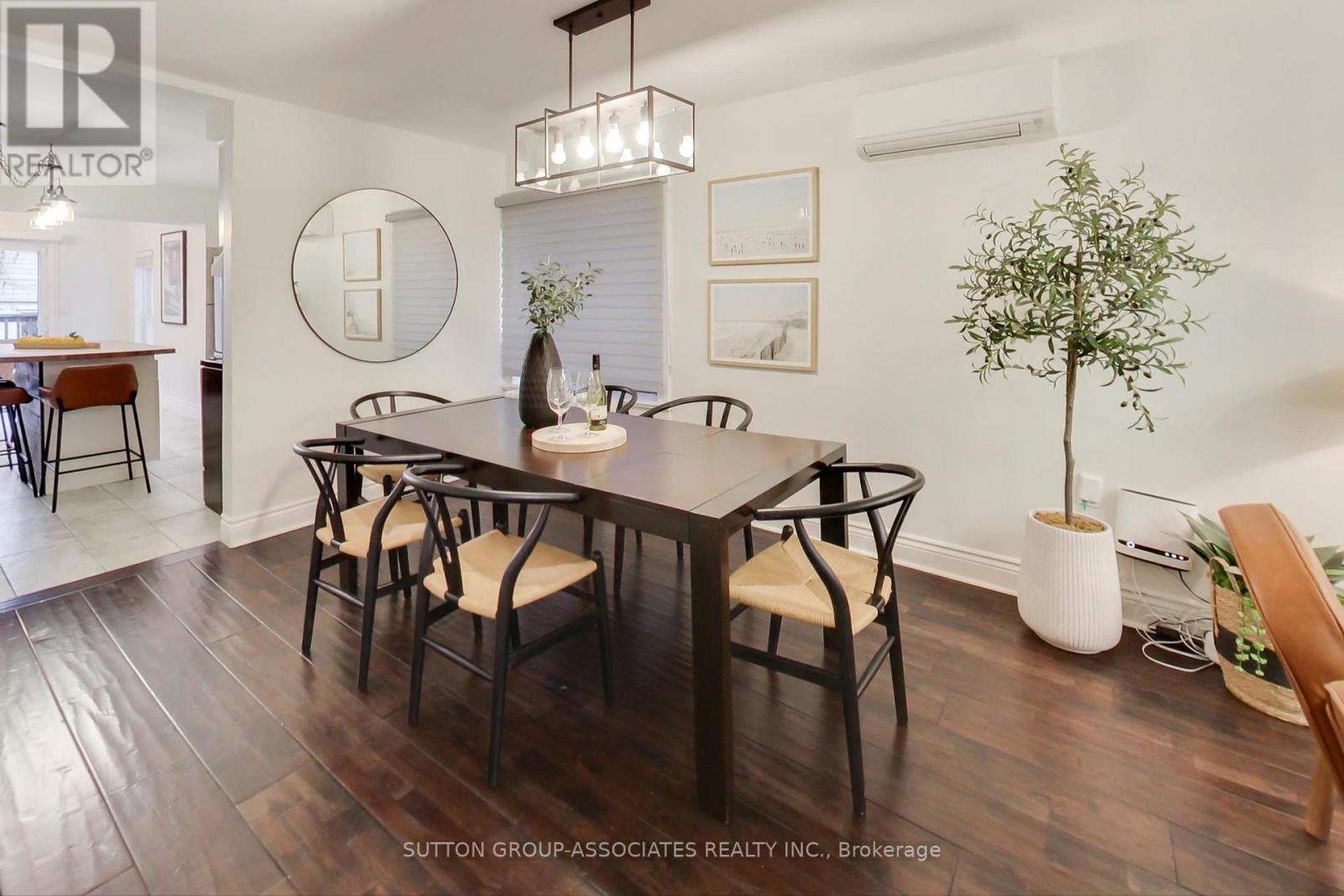 315 Atlas Avenue, Toronto, Ontario  M6C 3P8 - Photo 6 - C12514010