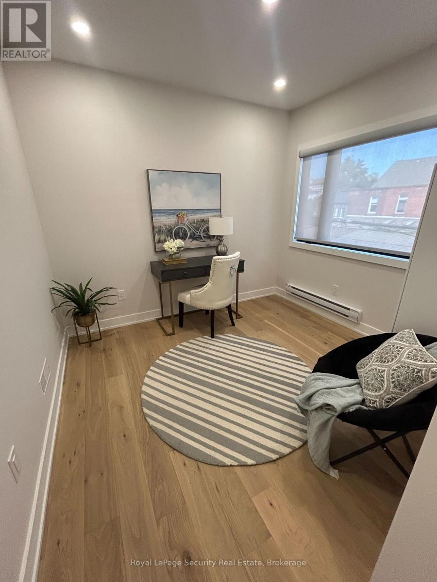 Laneway - 513 Ossington Street, Toronto, Ontario  M6G 3T3 - Photo 11 - C12514020