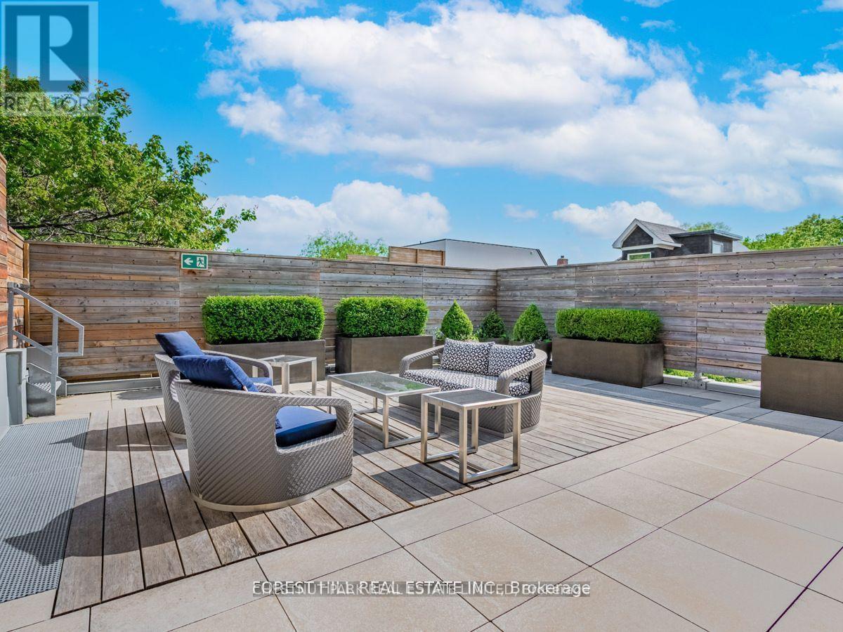 304 - 835 St. Clair Avenue W, Toronto, Ontario  M6C 0A8 - Photo 33 - C12514040