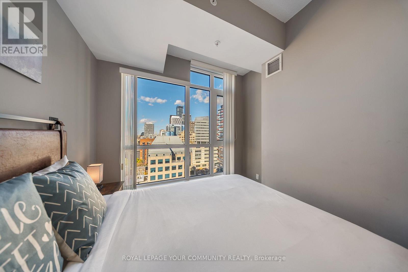 1602 - 30 Nelson Street, Toronto, Ontario M5V 0H5 - Photo 28 - C12514180