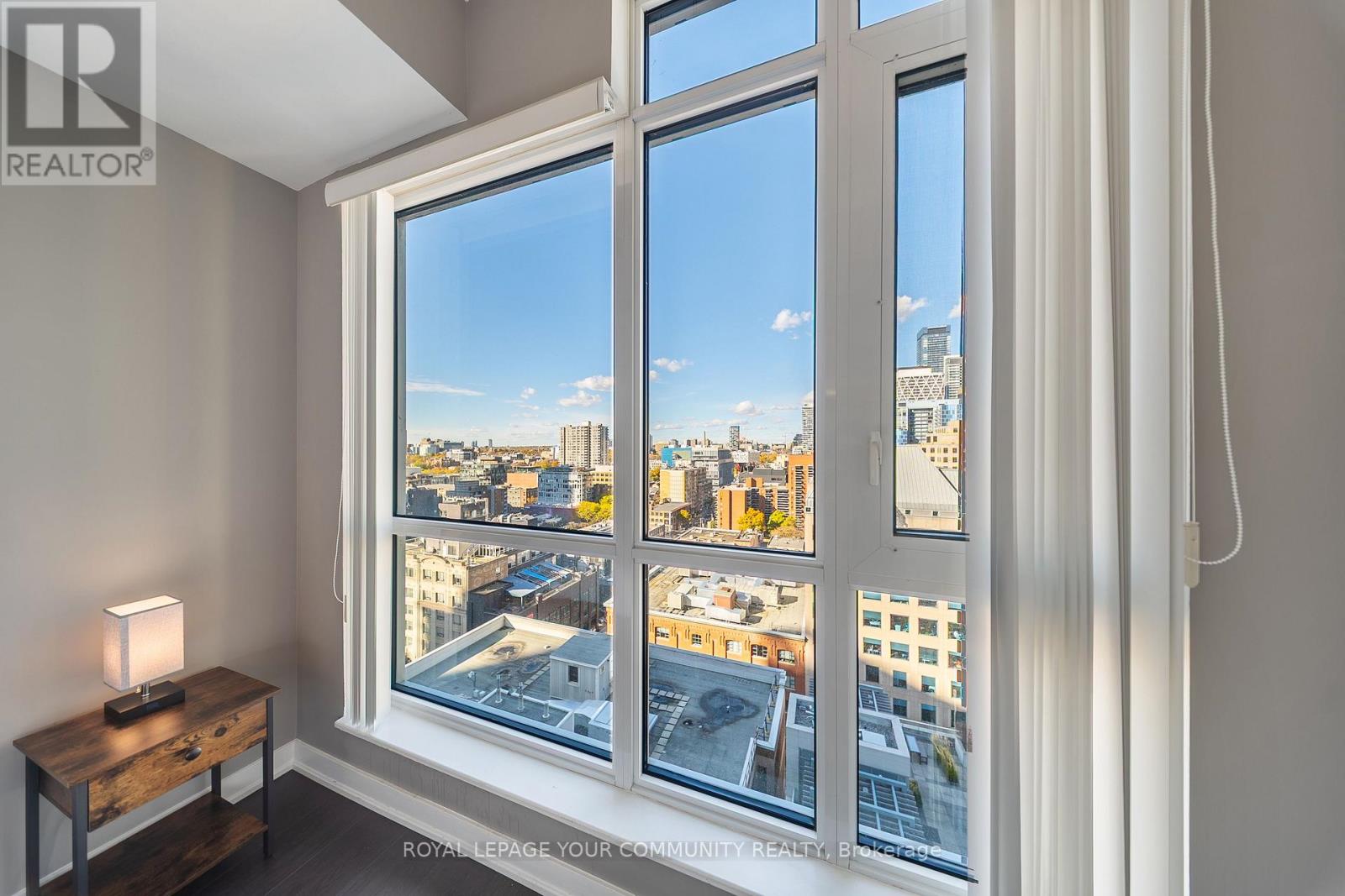 1602 - 30 Nelson Street, Toronto, Ontario M5V 0H5 - Photo 30 - C12514180