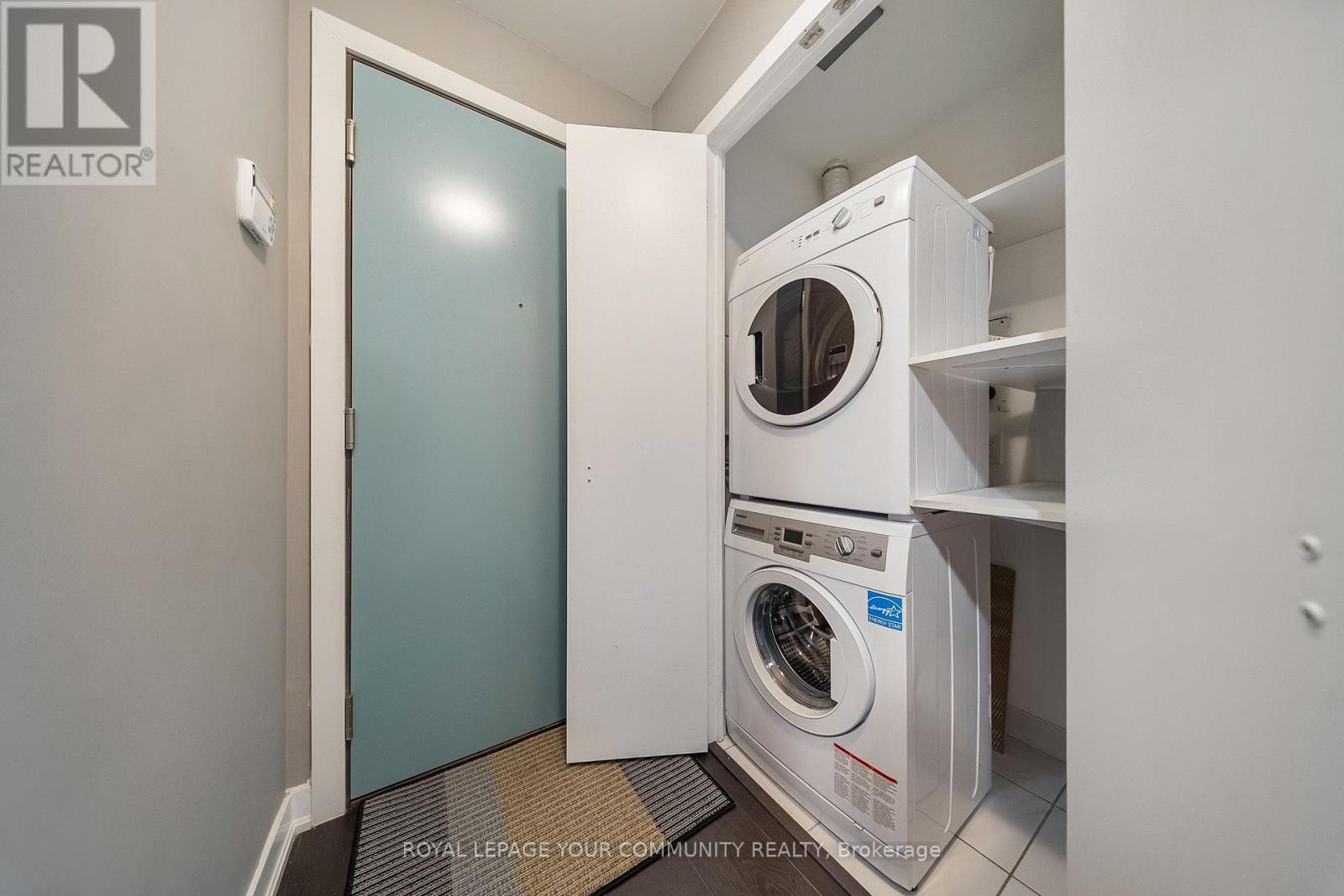 1602 - 30 Nelson Street, Toronto, Ontario M5V 0H5 - Photo 32 - C12514180