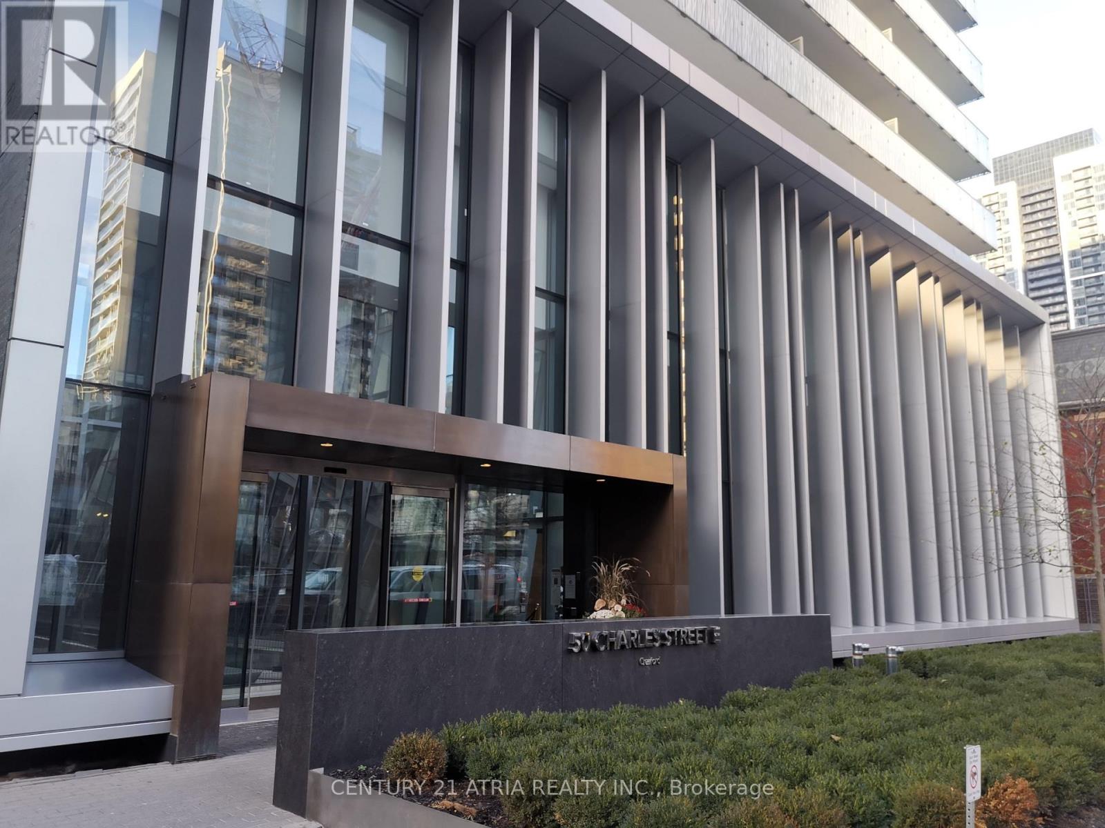 1404 - 50 Charles Street E, Toronto, Ontario  M4Y 1T1 - Photo 2 - C12514204