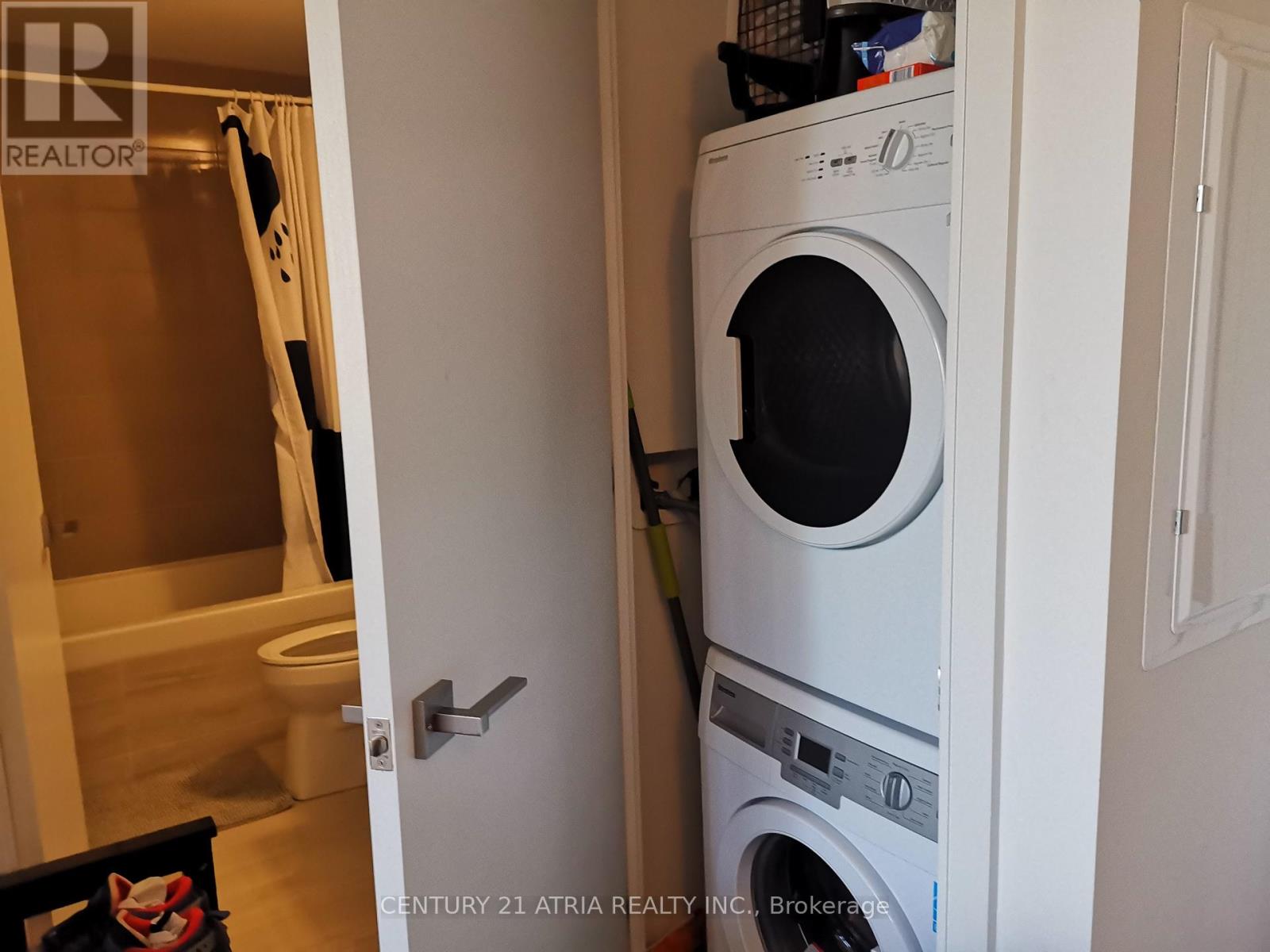 1404 - 50 Charles Street E, Toronto, Ontario  M4Y 1T1 - Photo 6 - C12514204