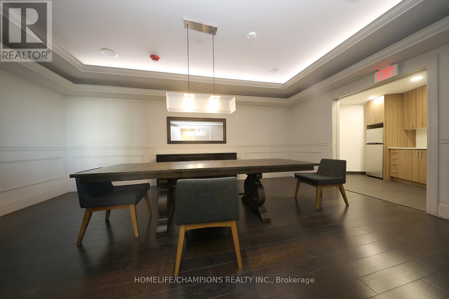 Th10 - 20 Bruyeres Mews, Toronto, Ontario  M5V 0G8 - Photo 28 - C12514206