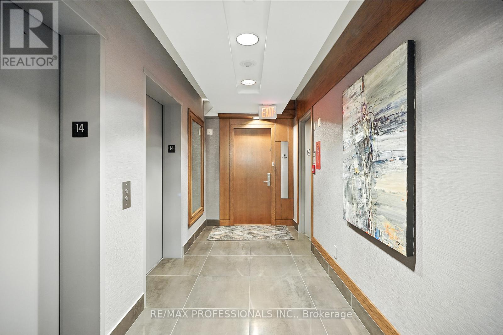 1401 - 1430 Yonge Street, Toronto, Ontario  M4T 1Y6 - Photo 2 - C12514212