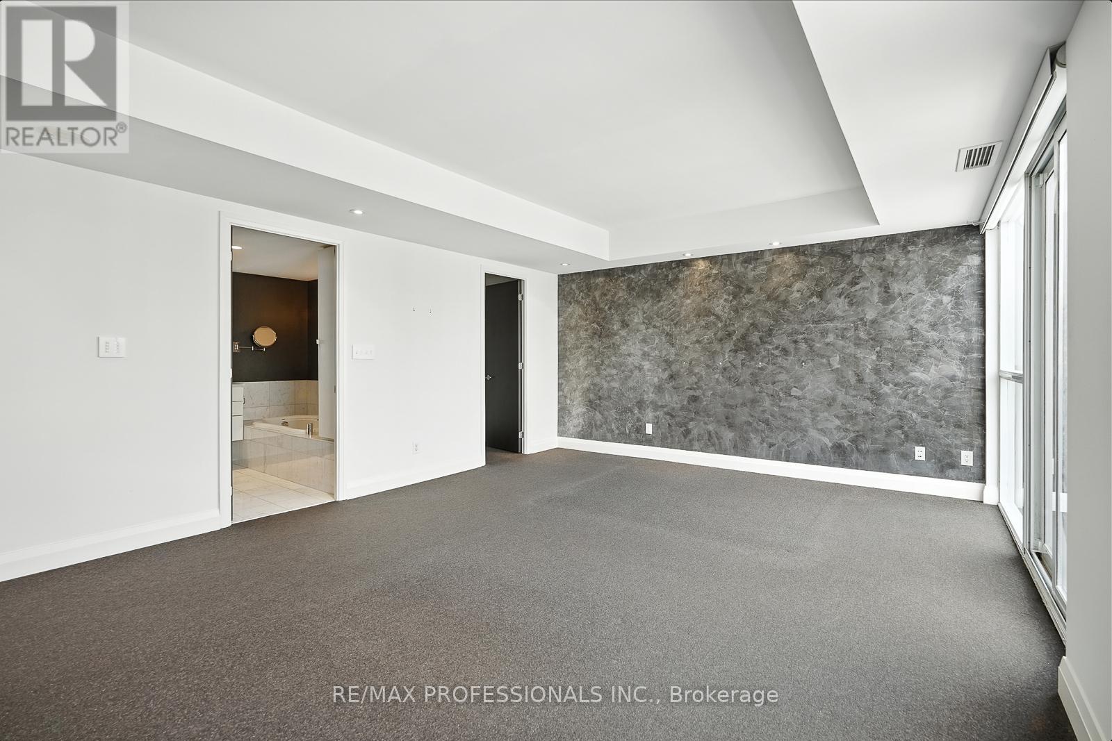 1401 - 1430 Yonge Street, Toronto, Ontario  M4T 1Y6 - Photo 27 - C12514212