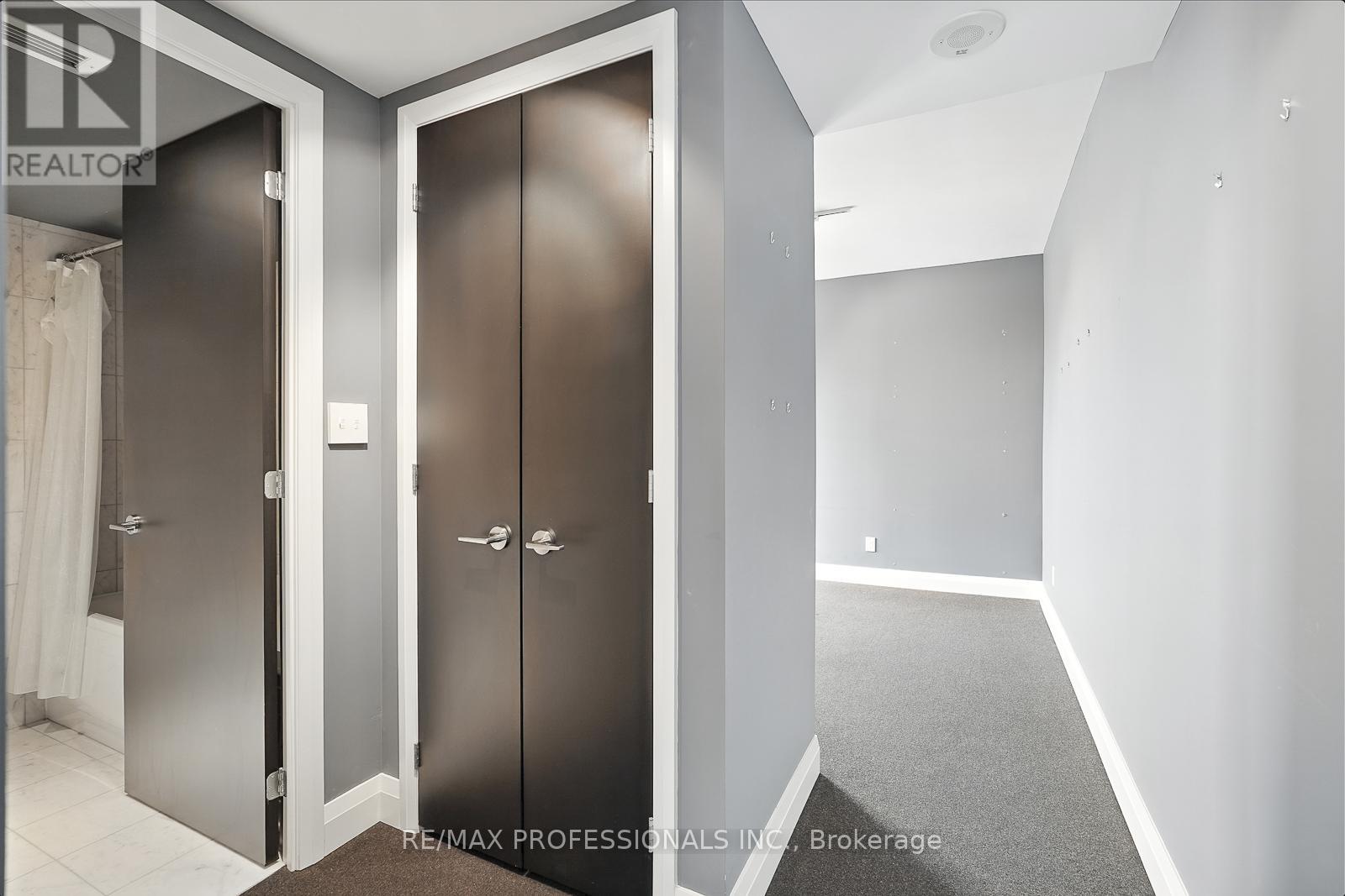 1401 - 1430 Yonge Street, Toronto, Ontario  M4T 1Y6 - Photo 38 - C12514212