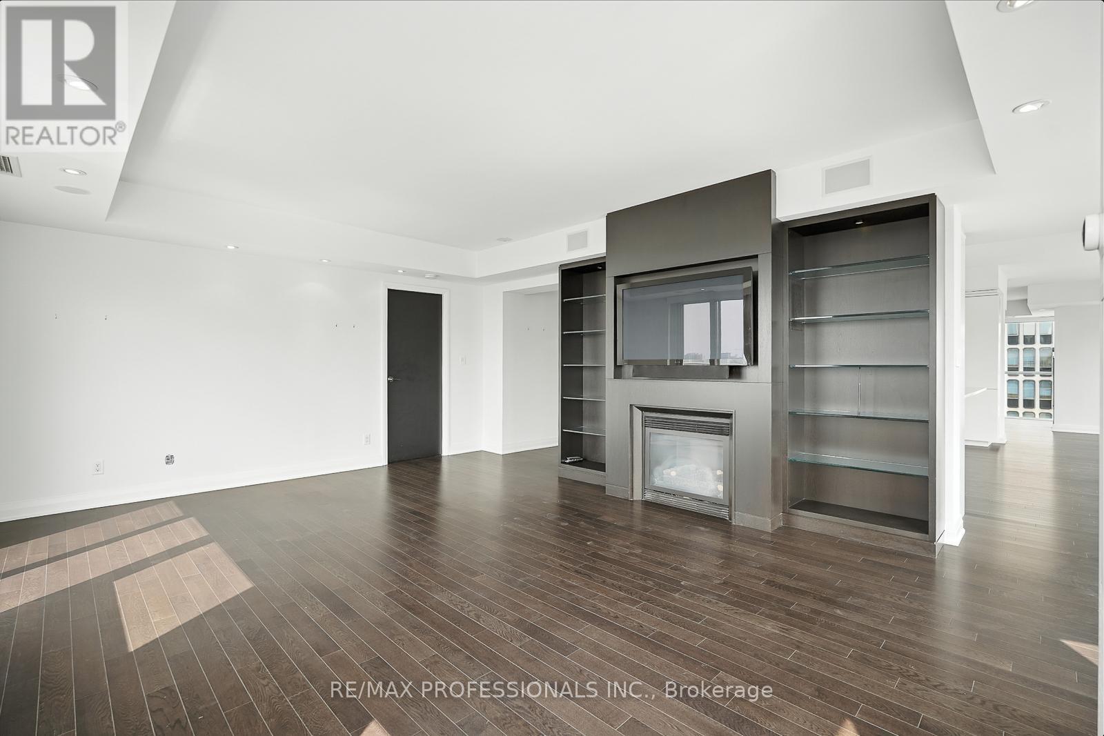 1401 - 1430 Yonge Street, Toronto, Ontario  M4T 1Y6 - Photo 6 - C12514212