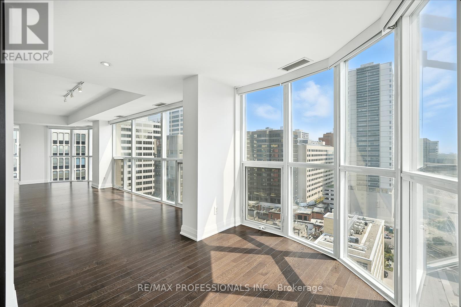 1401 - 1430 Yonge Street, Toronto, Ontario  M4T 1Y6 - Photo 9 - C12514212