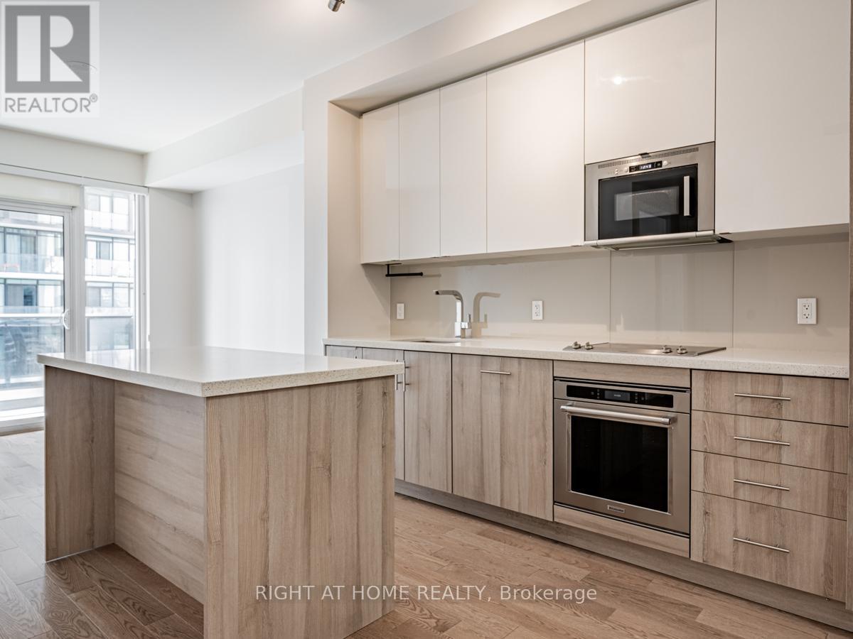 1001 - 330 Richmond Street W, Toronto, Ontario  M5V 1X1 - Photo 11 - C12514226