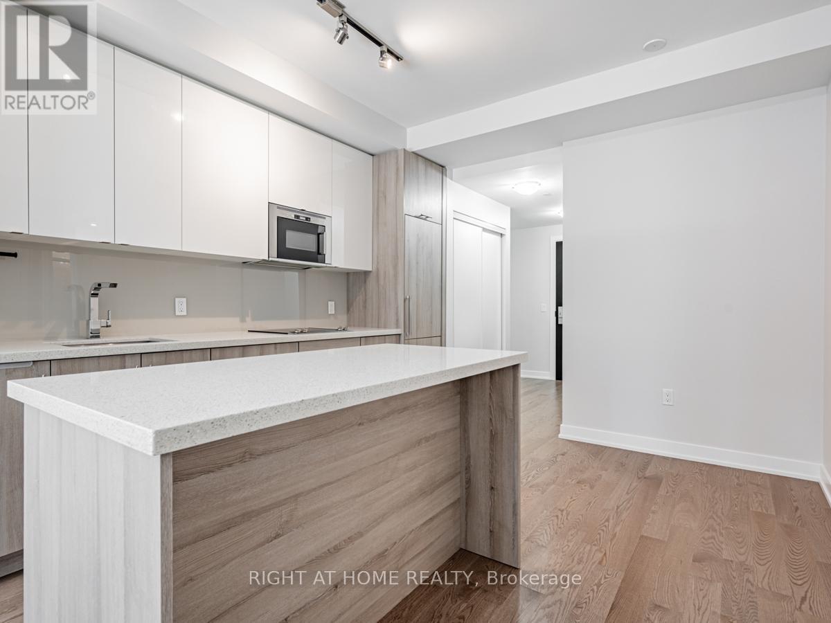 1001 - 330 Richmond Street W, Toronto, Ontario  M5V 1X1 - Photo 12 - C12514226