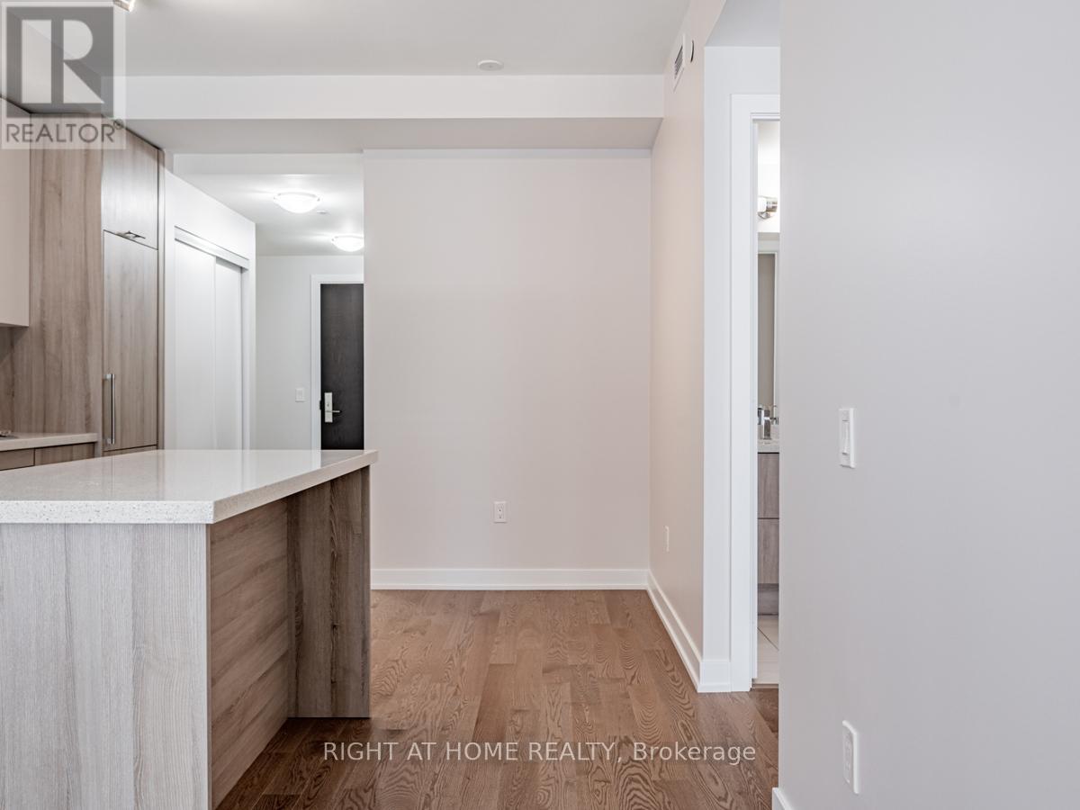 1001 - 330 Richmond Street W, Toronto, Ontario  M5V 1X1 - Photo 13 - C12514226