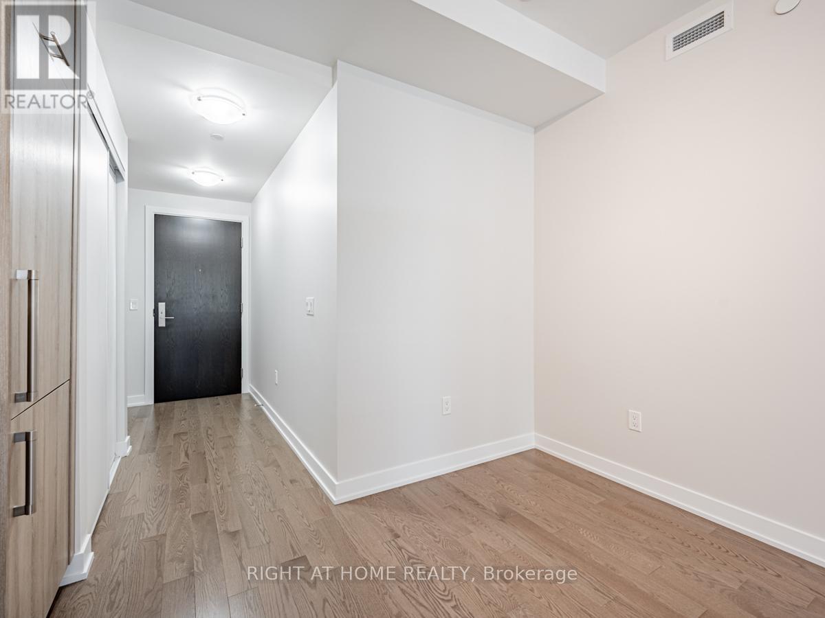 1001 - 330 Richmond Street W, Toronto, Ontario  M5V 1X1 - Photo 17 - C12514226