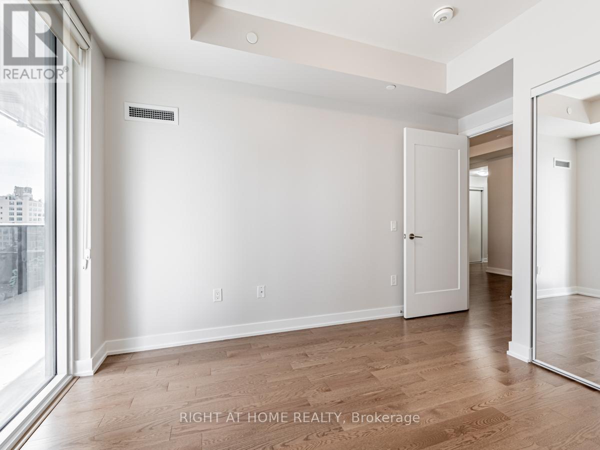 1001 - 330 Richmond Street W, Toronto, Ontario  M5V 1X1 - Photo 29 - C12514226