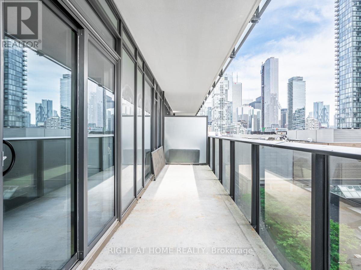 1001 - 330 Richmond Street W, Toronto, Ontario  M5V 1X1 - Photo 32 - C12514226