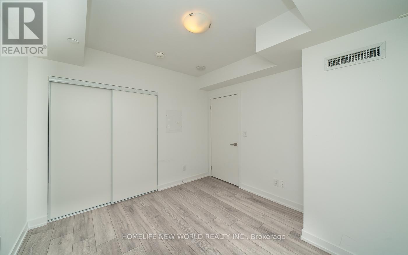 1811 - 159 Wellesley Street E, Toronto, Ontario  M4Y 0H5 - Photo 14 - C12514238