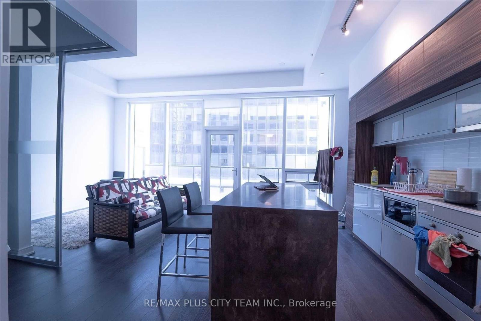 606 - 88 Scott Street, Toronto, Ontario  M5E 0A9 - Photo 2 - C12514254