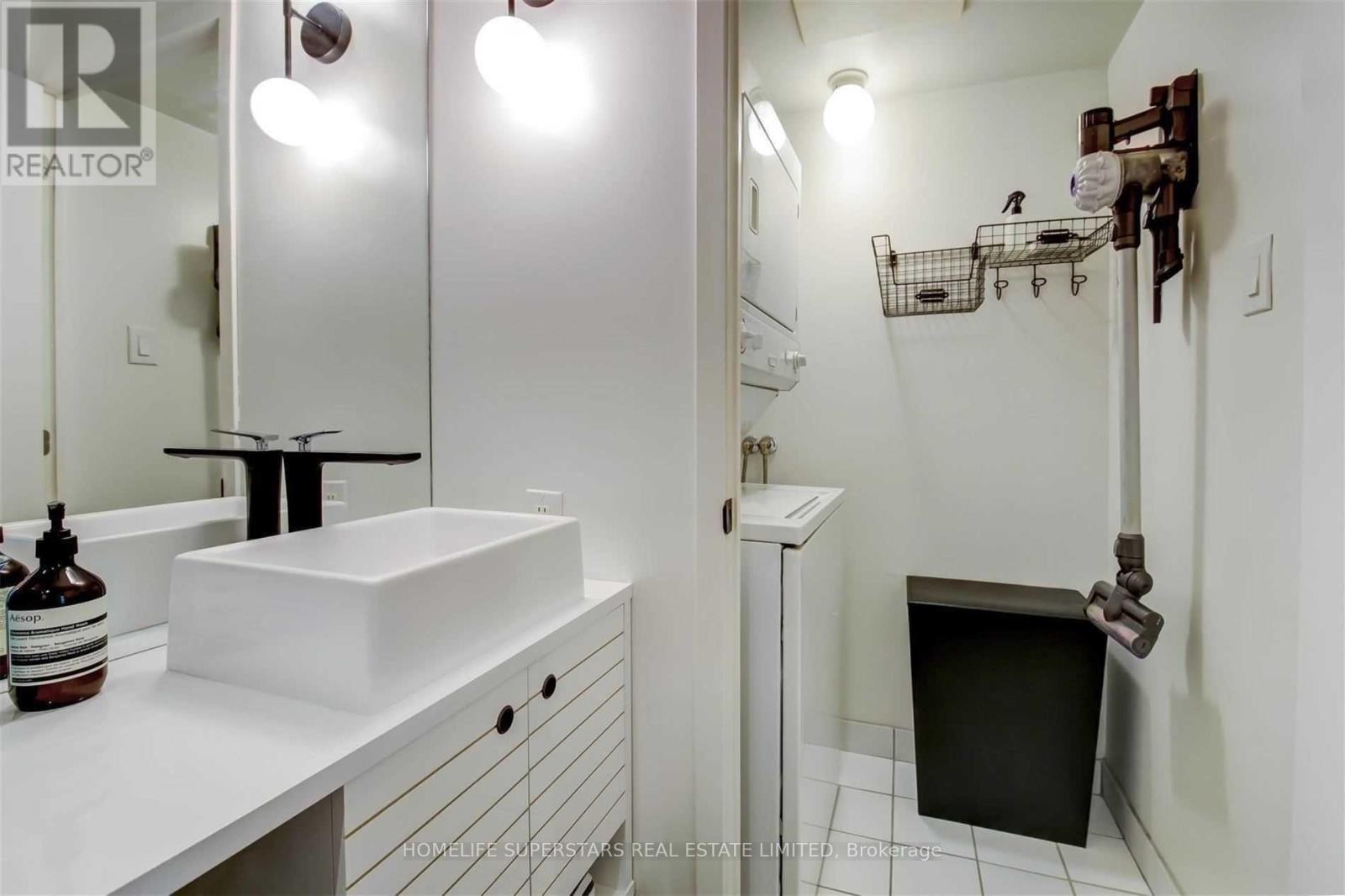 534 - 33 Mill Street, Toronto, Ontario  M5A 3R3 - Photo 16 - C12514262