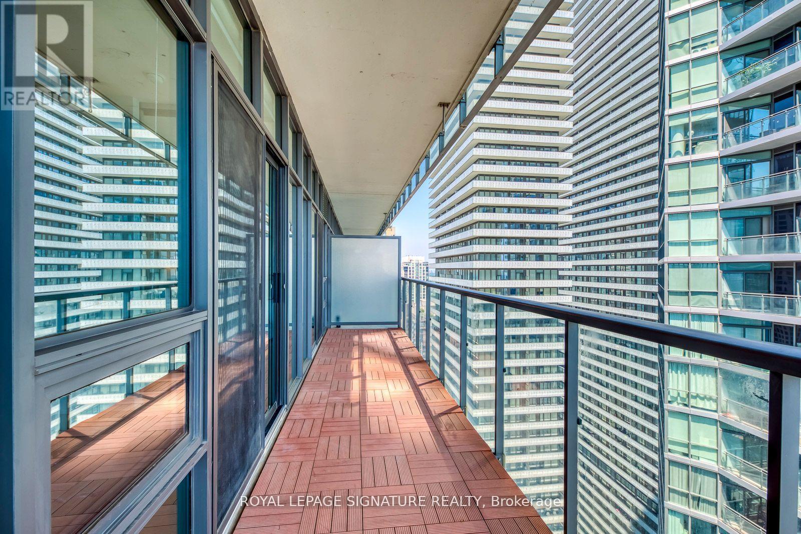 3001 - 33 Charles Street E, Toronto, Ontario  M4Y 0A2 - Photo 19 - C12514296