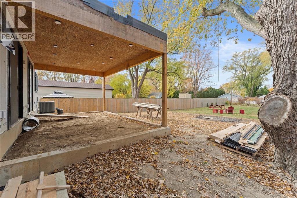 131 Rourke Line, Lakeshore, Ontario  N0R 1A0 - Photo 38 - 25028144