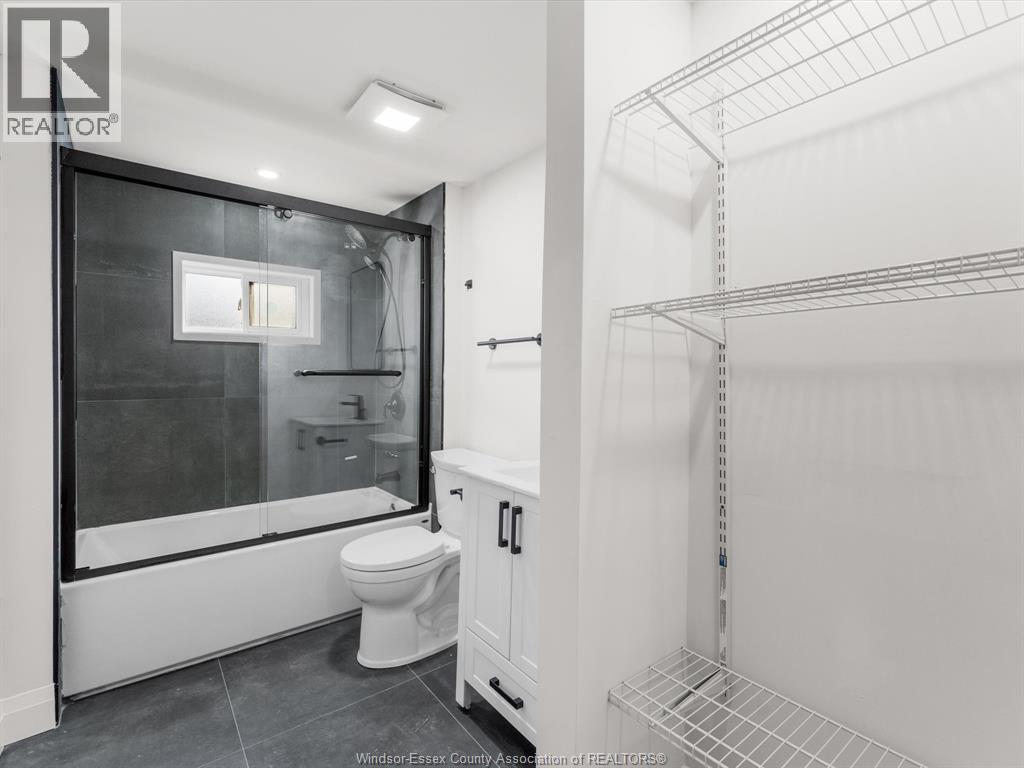 1067 Drouillard Unit# 3, Windsor, Ontario  N8Y 2P9 - Photo 8 - 25028136